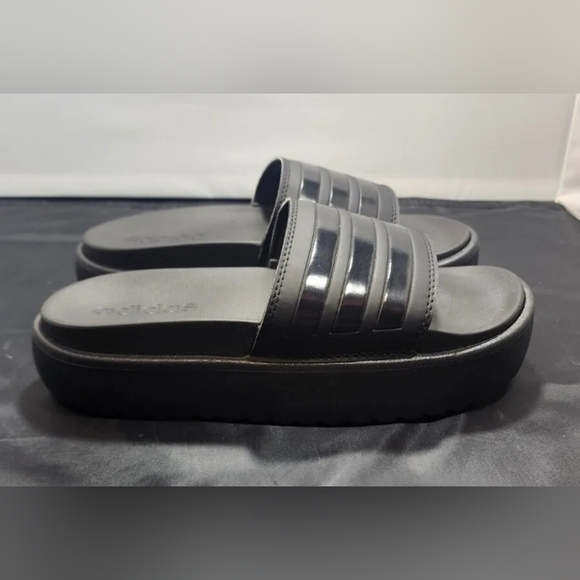 ADIDAS Adilette Platform Slides - Picture 3 of 7